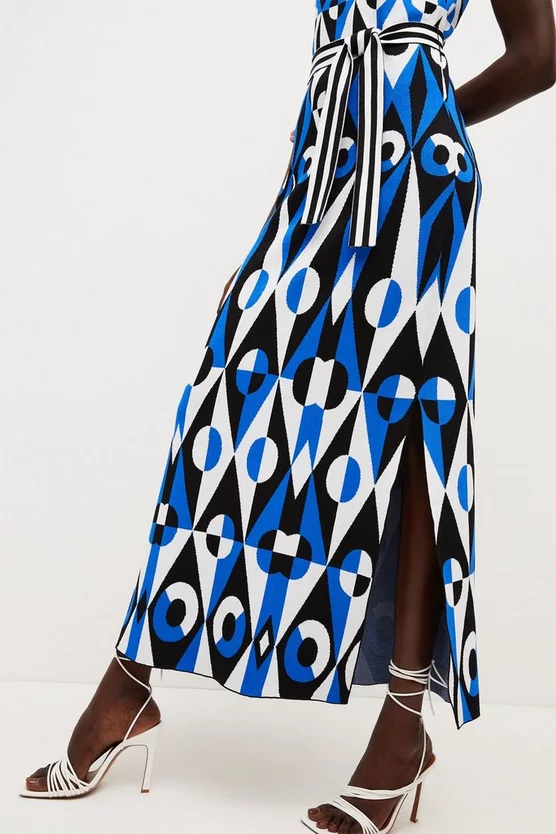 Budget π― Karen Millen Embellished Geo Jacquard Maxi π Dress π₯° 7 Budget π― Karen Millen Embellished Geo Jacquard Maxi π Dress π₯° - Image 5