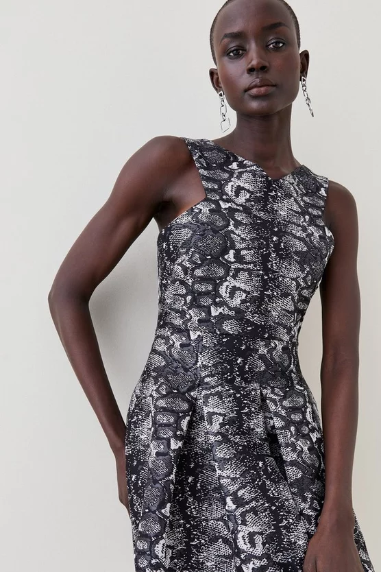 Flash Sale π Karen Millen Snake Jacquard Cross Front Mini π Dress π€© 4 Flash Sale π Karen Millen Snake Jacquard Cross Front Mini π Dress π€© - Image 2