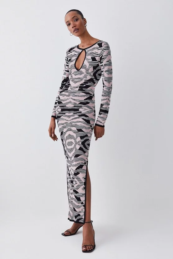 Cheapest 𧨠Karen Millen Abstract Jacquard Knitted Maxi Column π Dress β 7 Cheapest 𧨠Karen Millen Abstract Jacquard Knitted Maxi Column π Dress β - Image 5